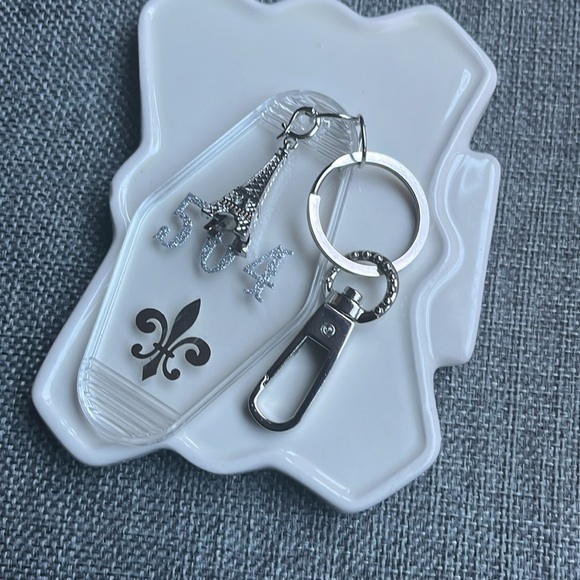Retro room key custom designed with 504 and Eiffel Tower new - Picture 1 of 4